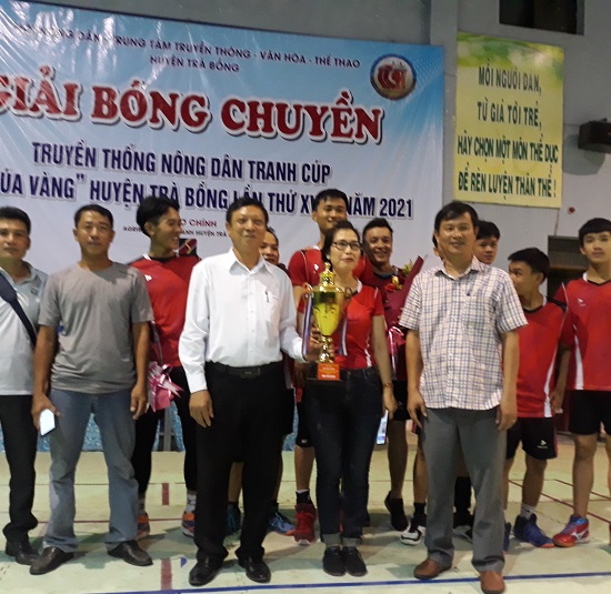 Bế mạc và trao cup giải bóng chuyền truyền thống nông dân tranh cup “Bông lúa vàng” lần thứ XVIII, năm 2021