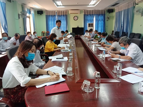 Đoàn Kiểm tra liên ngành về an toàn thực phẩm của tỉnh kiểm tra huyện Trà Bồng