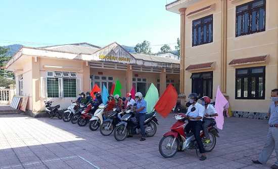 Xã Trà Sơn tổ chức ra quân tuyên truyền lưu động về ngày bầu cử