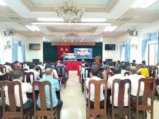 Trà Bồng: Tham dự Hội nghị trực tuyến toàn quốc sơ kết 05 năm thực hiện Chỉ thị số 05-CT/TW