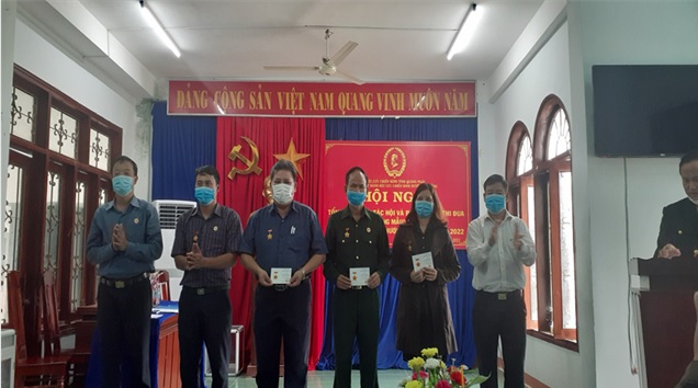 Hội Cựu chiến binh (CCB) huyện Trà Bồng tổ chức Hội nghị tổng kết công tác Hội và phong trào thi đua “CCB gương mẫu” năm 2021