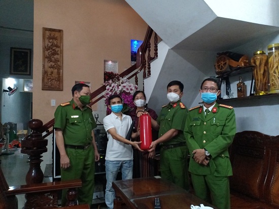 Công an tỉnh Quảng Ngãi kiểm tra công tác phòng cháy, chữa cháy tại huyện Trà Bồng