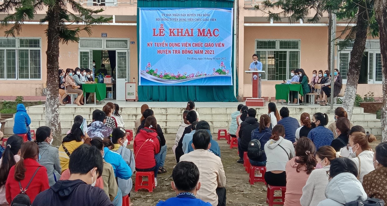 Trà Bồng: Khai mạc kỳ thi tuyển dụng viên chức giáo viên năm 2021
