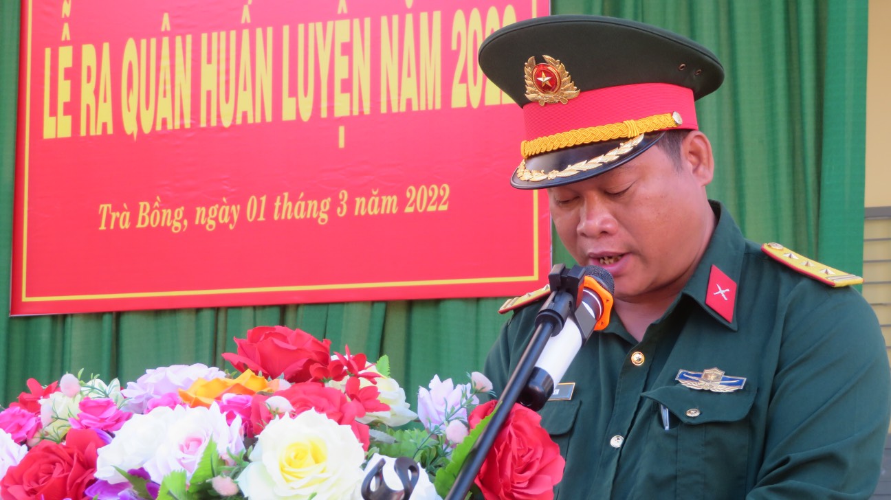 Trà Bồng: Tổ chức lễ ra quân huấn luyện năm 2022