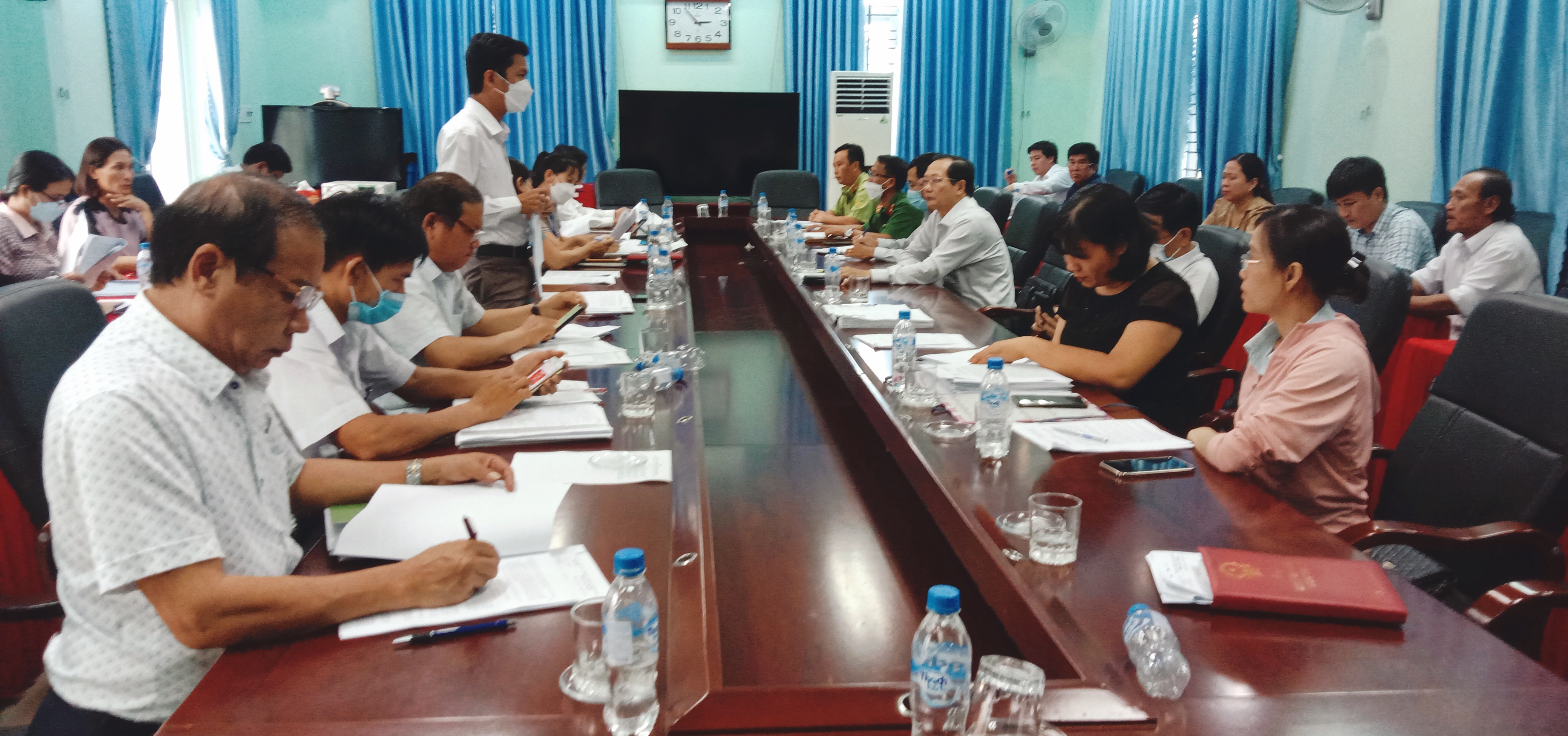 Sở Tư pháp thông qua dự thảo Báo cáo Kết luận kiểm tra công tác ban hành văn bản quy phạm pháp luật tại huyện Trà Bồng