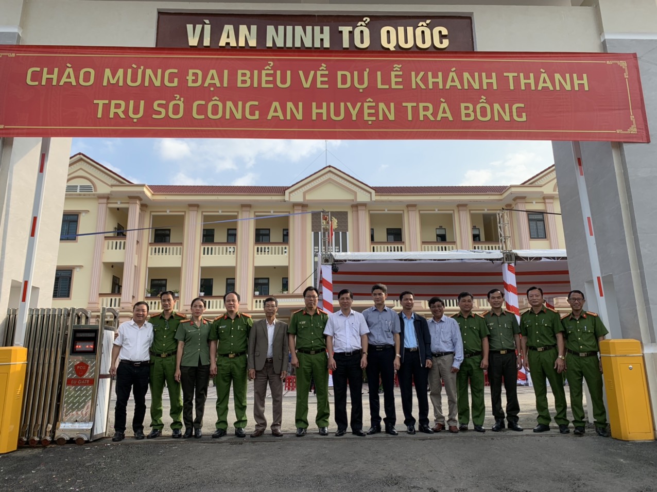 Công an tỉnh Quảng Ngãi: Tổ chức Lễ khánh thành trụ sở làm việc Công an huyện Trà Bồng