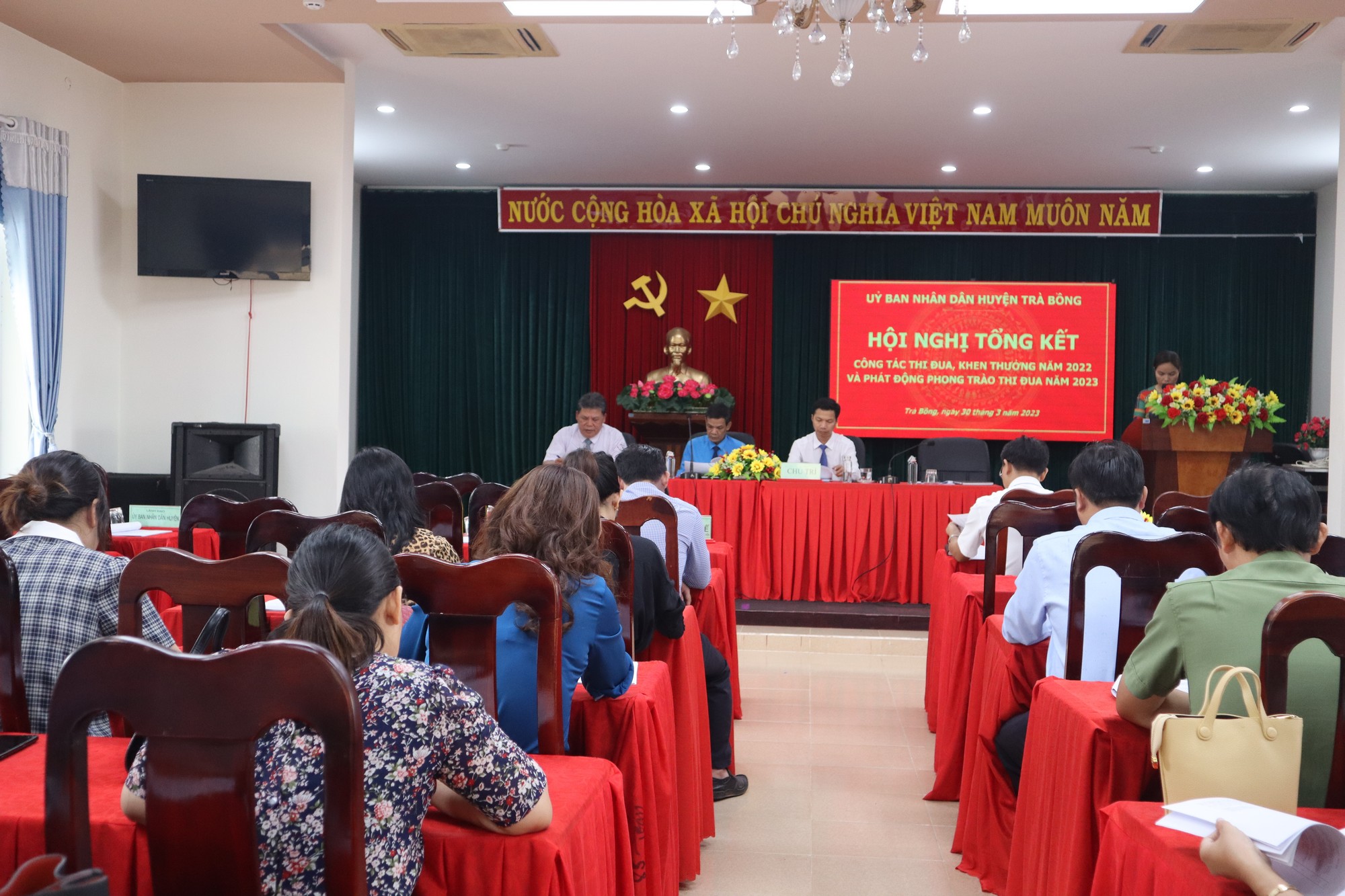 Trà Bồng tổ chức Hội nghị tổng kết công tác Thi đua - Khen thưởng năm 2022