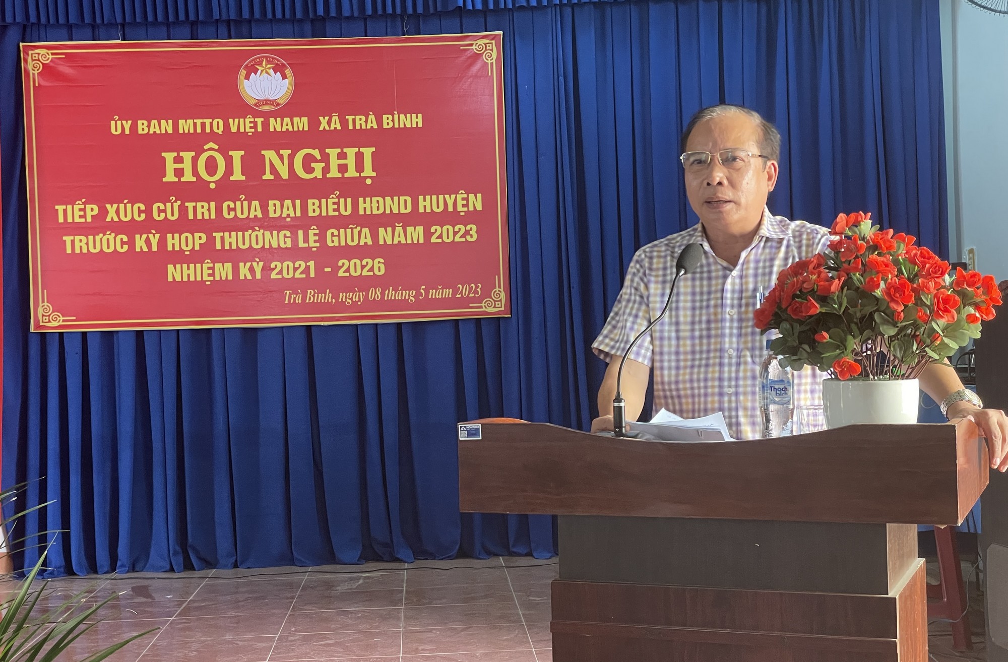 Tổ đại biểu HĐND huyện tiếp xúc cử tri tại xã Trà Bình