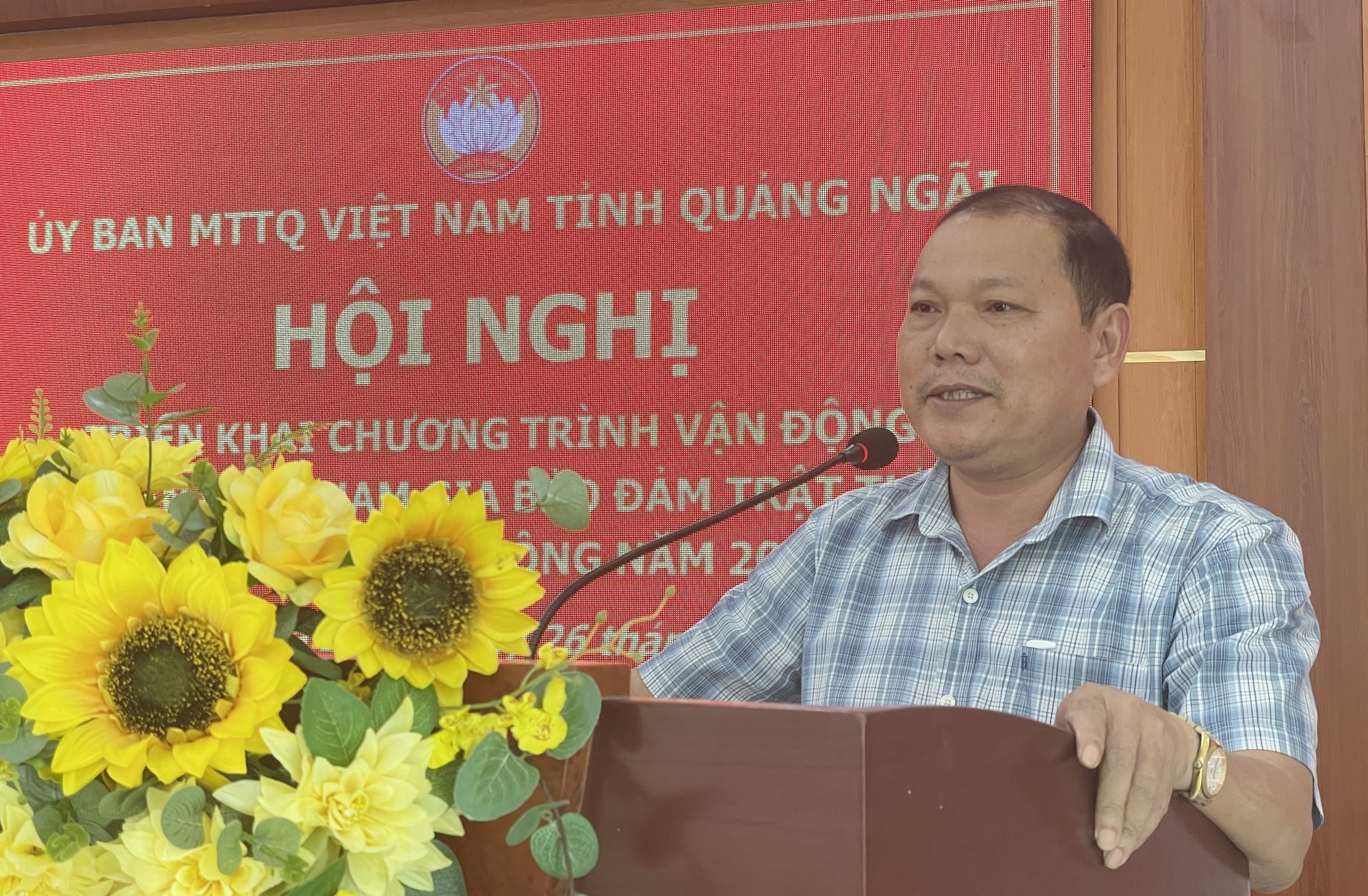 Ủy ban MTTQ Việt Nam tỉnh tổ chức hội nghị triển khai chương trình vận động toàn dân tham gia bảo đảm trật tự an toàn giao thông năm 2023 tại huyện Trà Bồng.