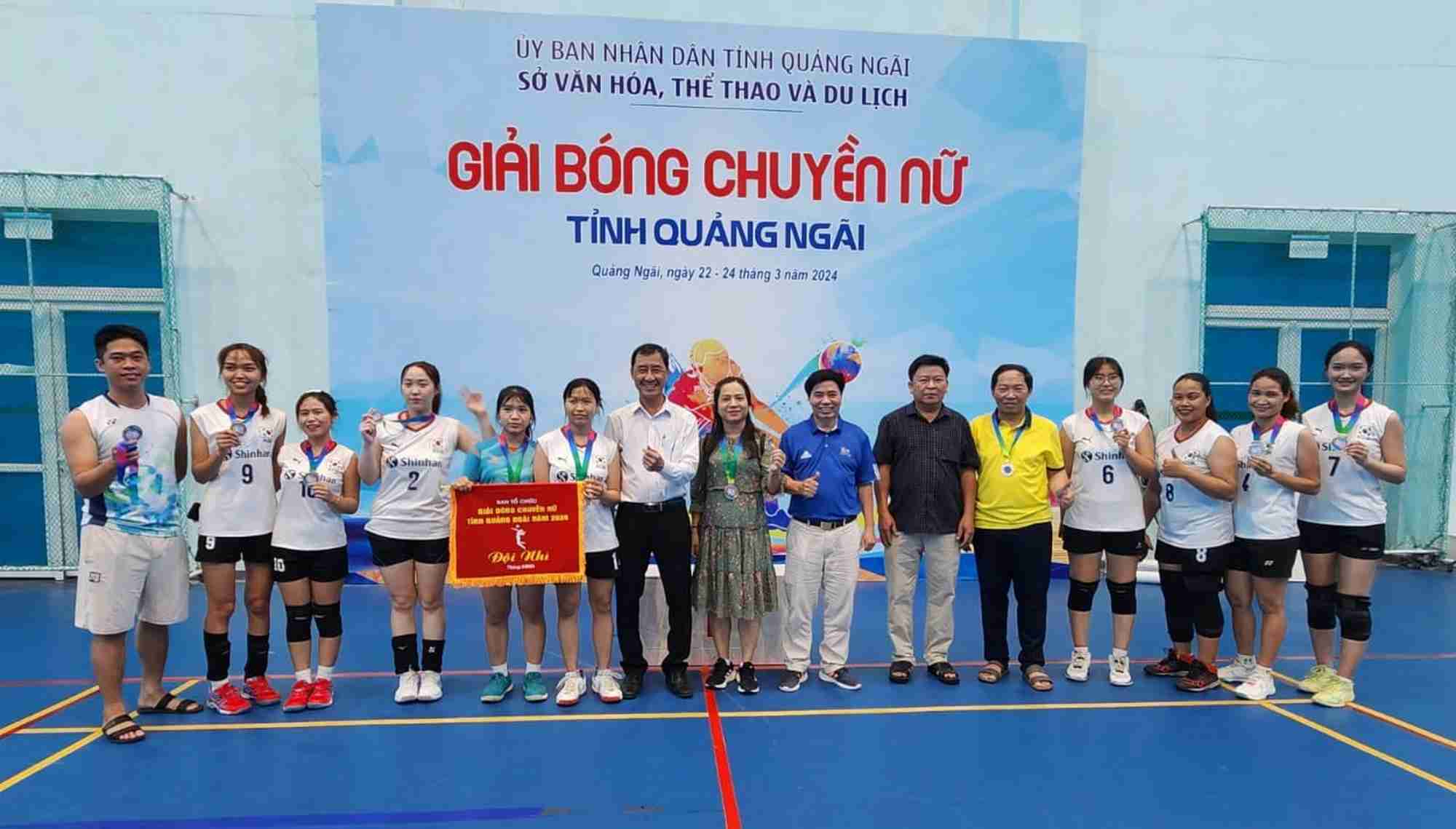 Trà Bồng xuất sắc giành ngôi á quân Giải bóng chuyền nữ vô địch tỉnh Quảng Ngãi năm 2024