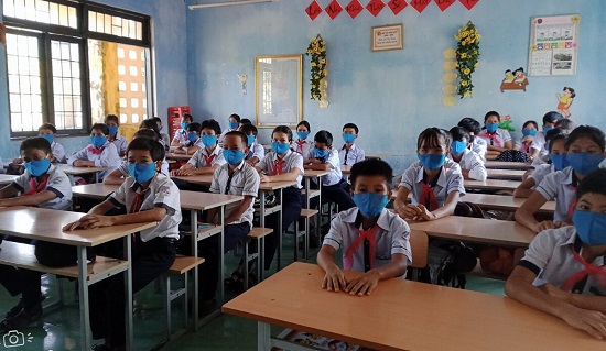 Trường PT DTBT THCS Trà Sơn: Học sinh học 2 ca/ngày