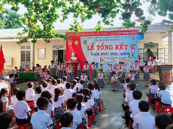 Trường Tiểu học Trà Phong, điểm sáng trong công tác dạy và học ở các xã vùng cao của huyện Trà Bồng