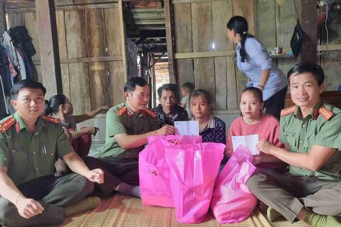 Cảnh giác thủ đoạn lợi dụng mạng xã hội lừa đảo đưa thanh, thiếu niên làm việc bất hợp pháp tại nước ngoài