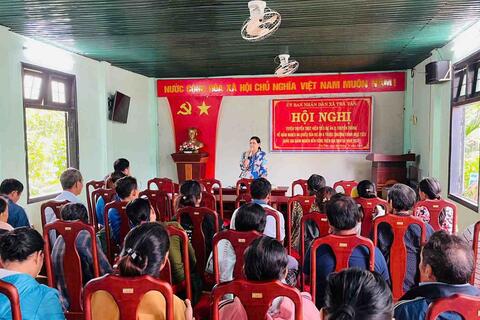 Phòng Tư pháp phối hợp với UBND xã Trà Tân và xã UBND Trà Lâm truyền thông Tiểu Dự án 2: Truyền thông về giảm nghèo đa chiều