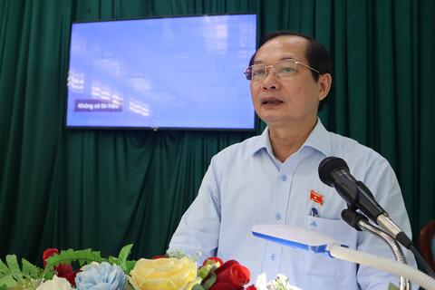 ÔNG TÔN LONG HIẾU - PHÓ BÍ THƯ CHUYÊN TRÁCH ĐẢNG ỦY UBND TỈNH TIẾP XÚC CỬ TRI TẠI XÃ TRÀ PHÚ, HUYỆN TRÀ BỒNG