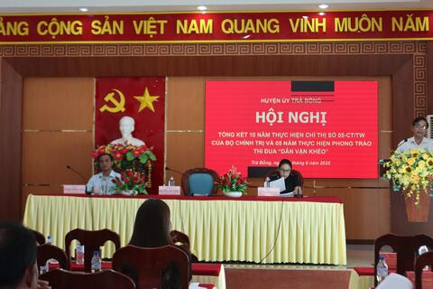 TRÀ BỒNG TỔNG KẾT 10 NĂM THỰC HIỆN CHỈ THỊ 05-CT/TW NGÀY 15/5/2016 CỦA BỘ CHÍNH TRỊ VÀ 5 NĂM THỰC HIỆN PHONG TRÀO THI ĐUA “DÂN VẬN KHÉO”