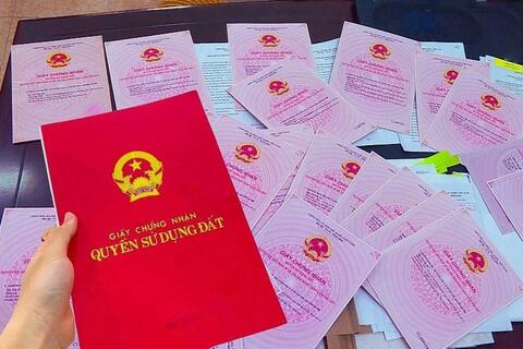 XÃ TRÀ BỒNG  TRIỂN KHAI NHIỆM VỤ XÂY DỰNG VÀ HOÀN THIỆN CƠ SỞ DỮ LIỆU ĐẤT ĐAI “ĐÚNG – ĐỦ – SẠCH – SỐNG”